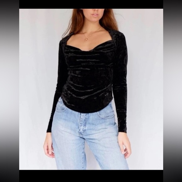 Free People Perfect Date Top 
size Large 
Black - Picture 4 of 12